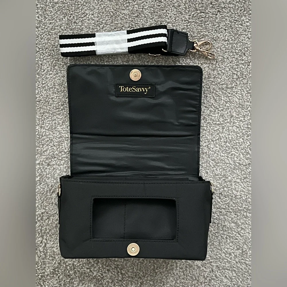 NWT Totesavvy Black Crossbody Diaper Bag with Changing Mat